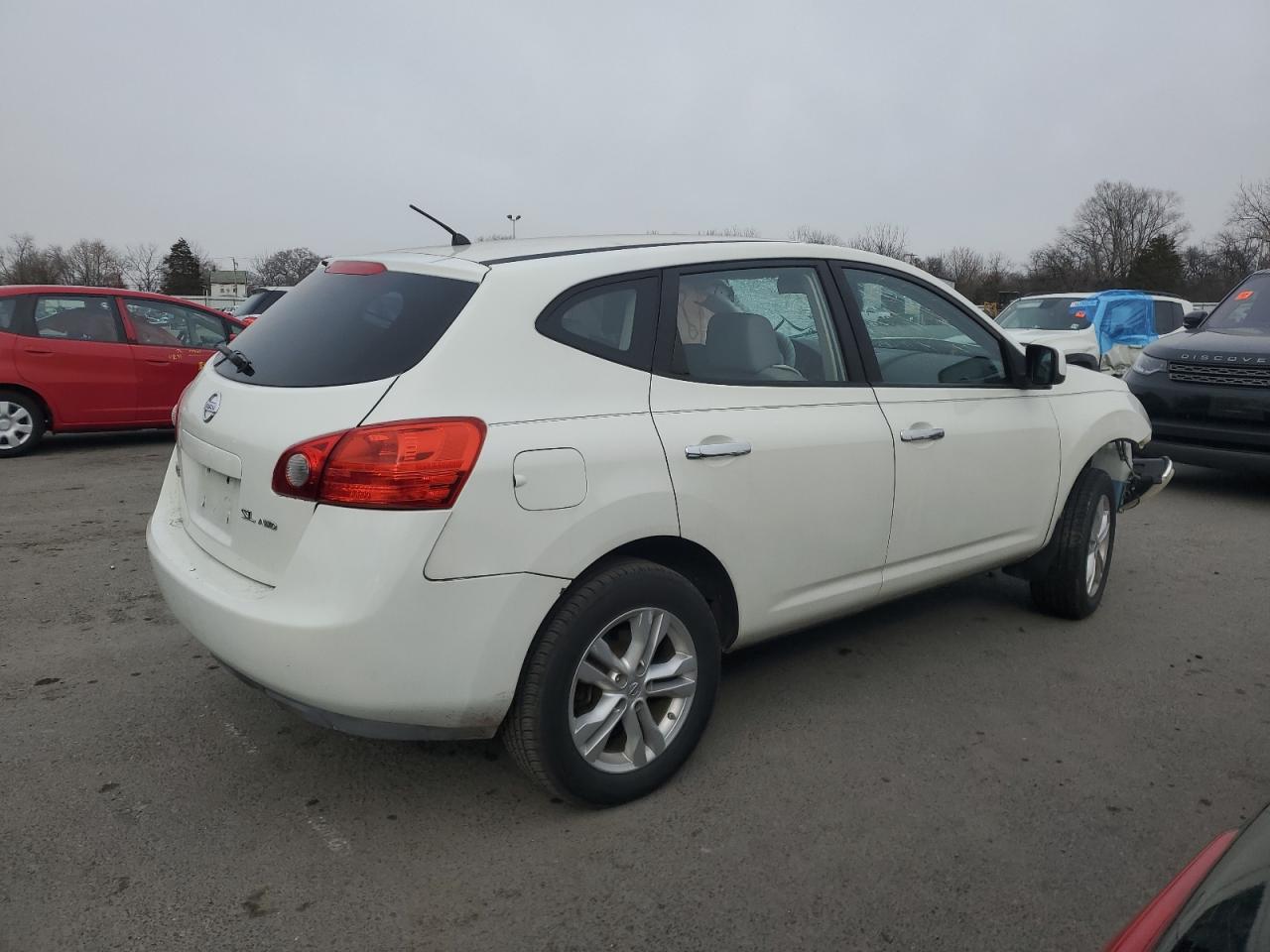 2010 Nissan Rogue - Image 3