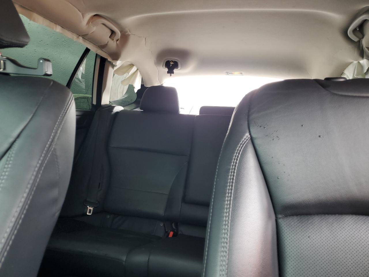 2019 Subaru Outback - Image 10