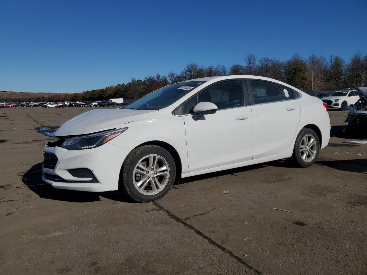 2018 Chevrolet Cruze Lt for Sale in Brookhaven, NY - Front End