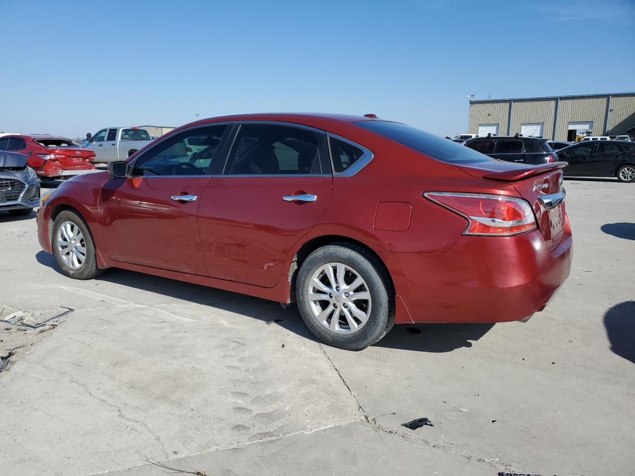 2014 Nissan Altima - Image 2