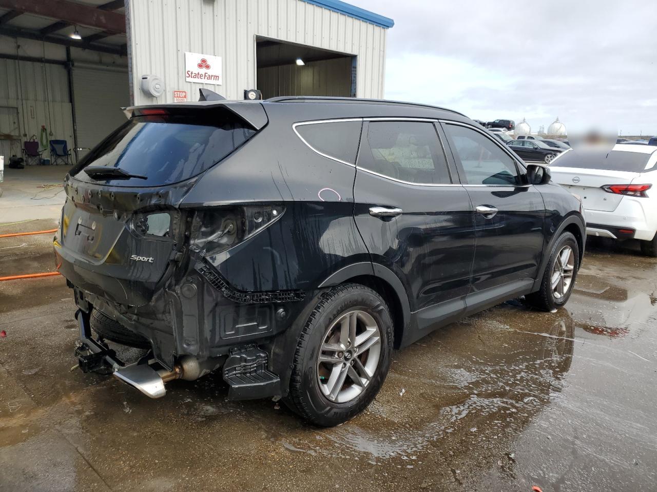 2017 Hyundai Santa Fe - Image 3