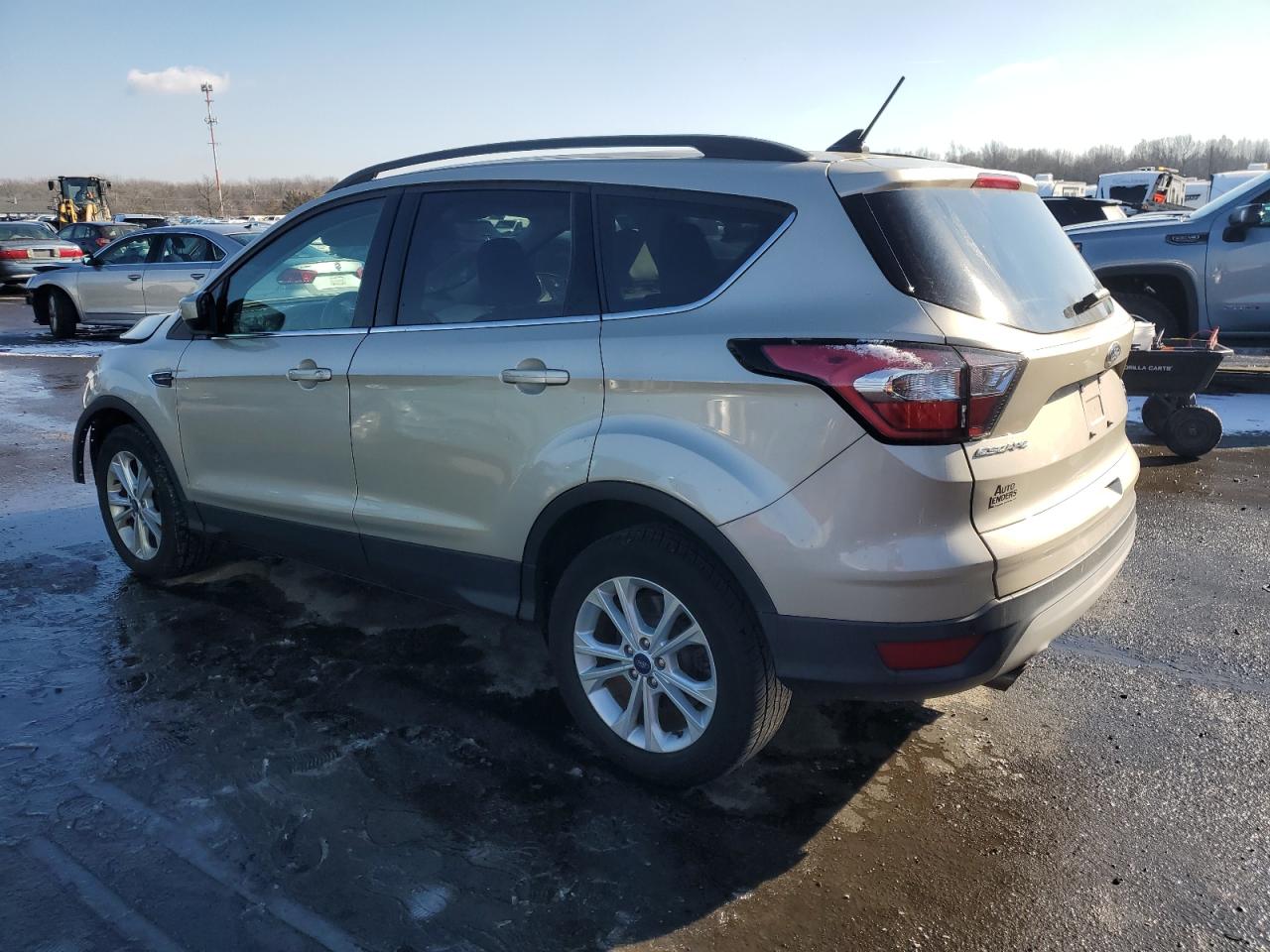 1FMCU9HD9JUA26664 FORD ESCAPE 2018