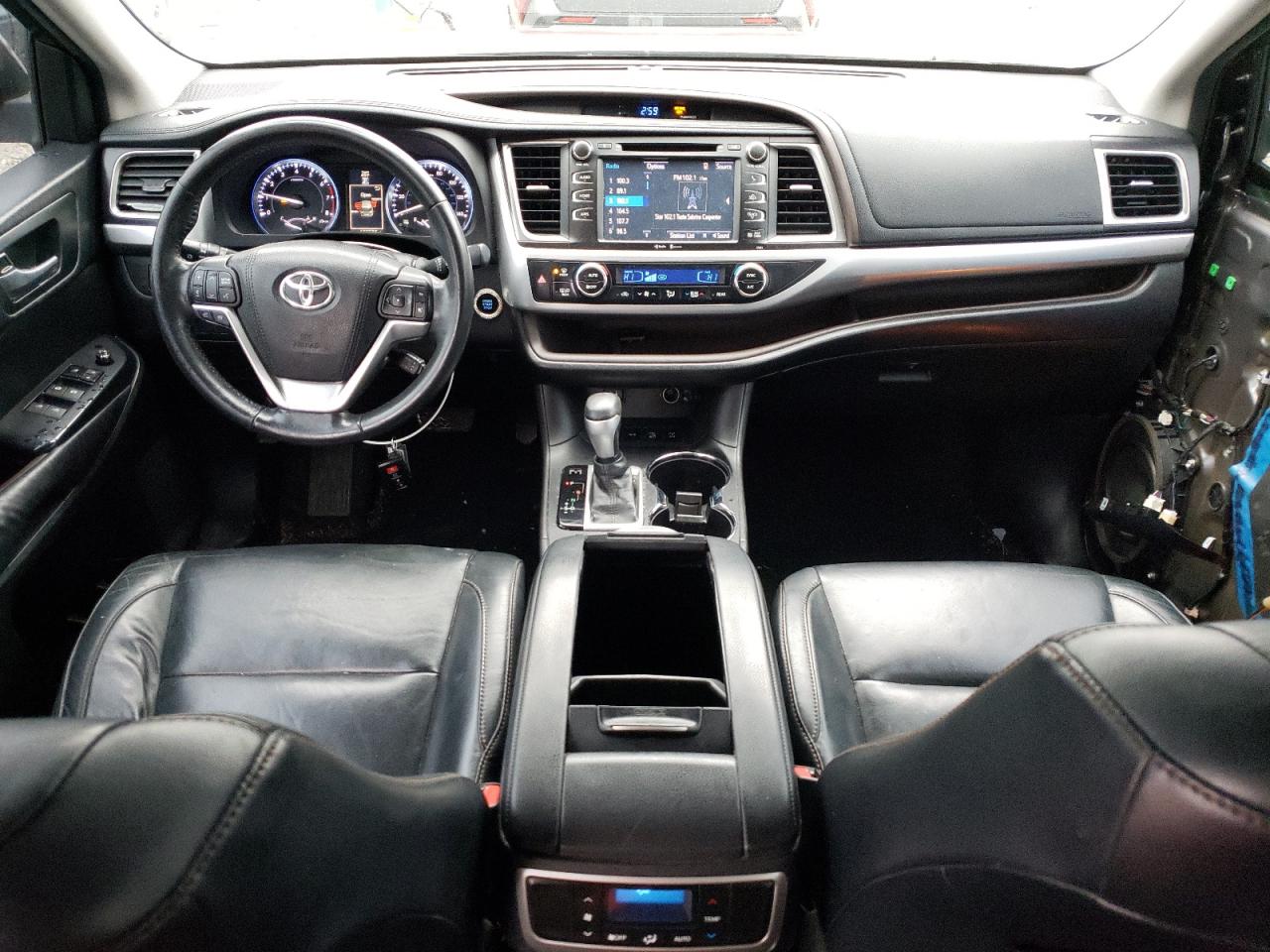 2015 Toyota Highlander - Image 8