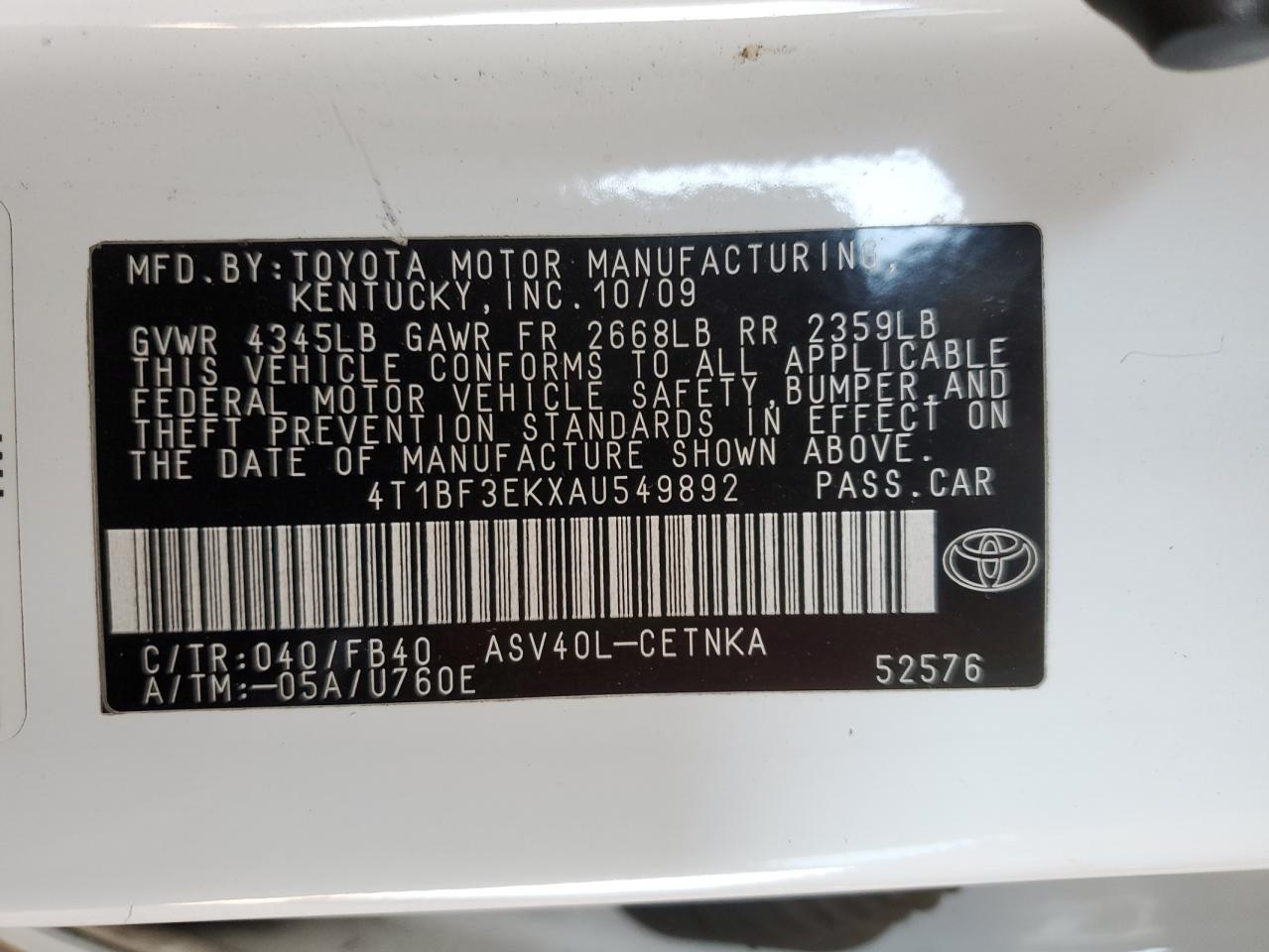 2010 Toyota Camry - Image 12