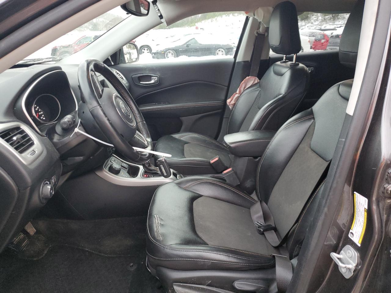 2020 Jeep Compass - Image 7