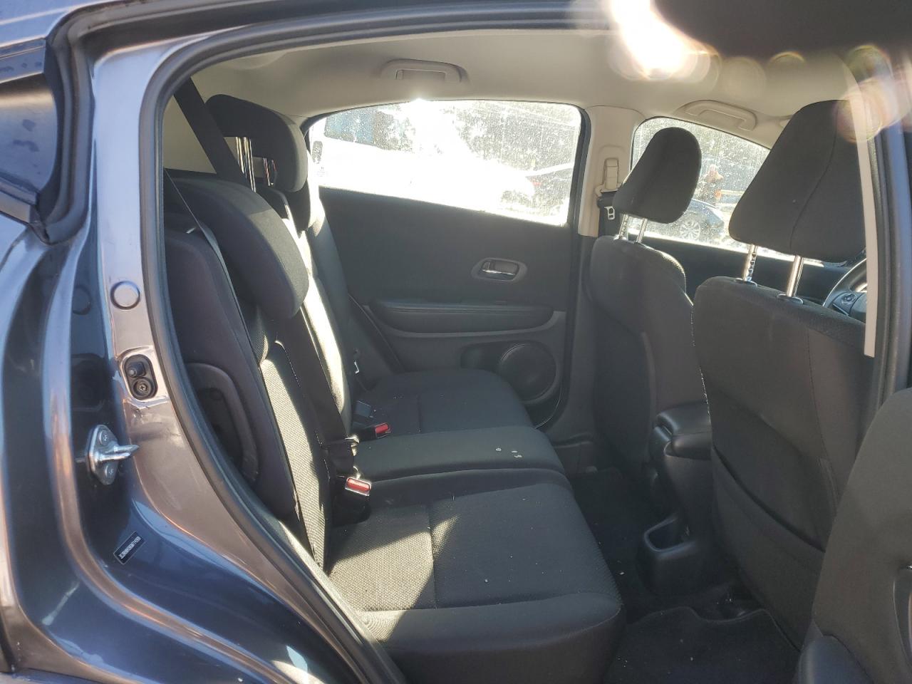 2016 Honda HR-V - Image 11