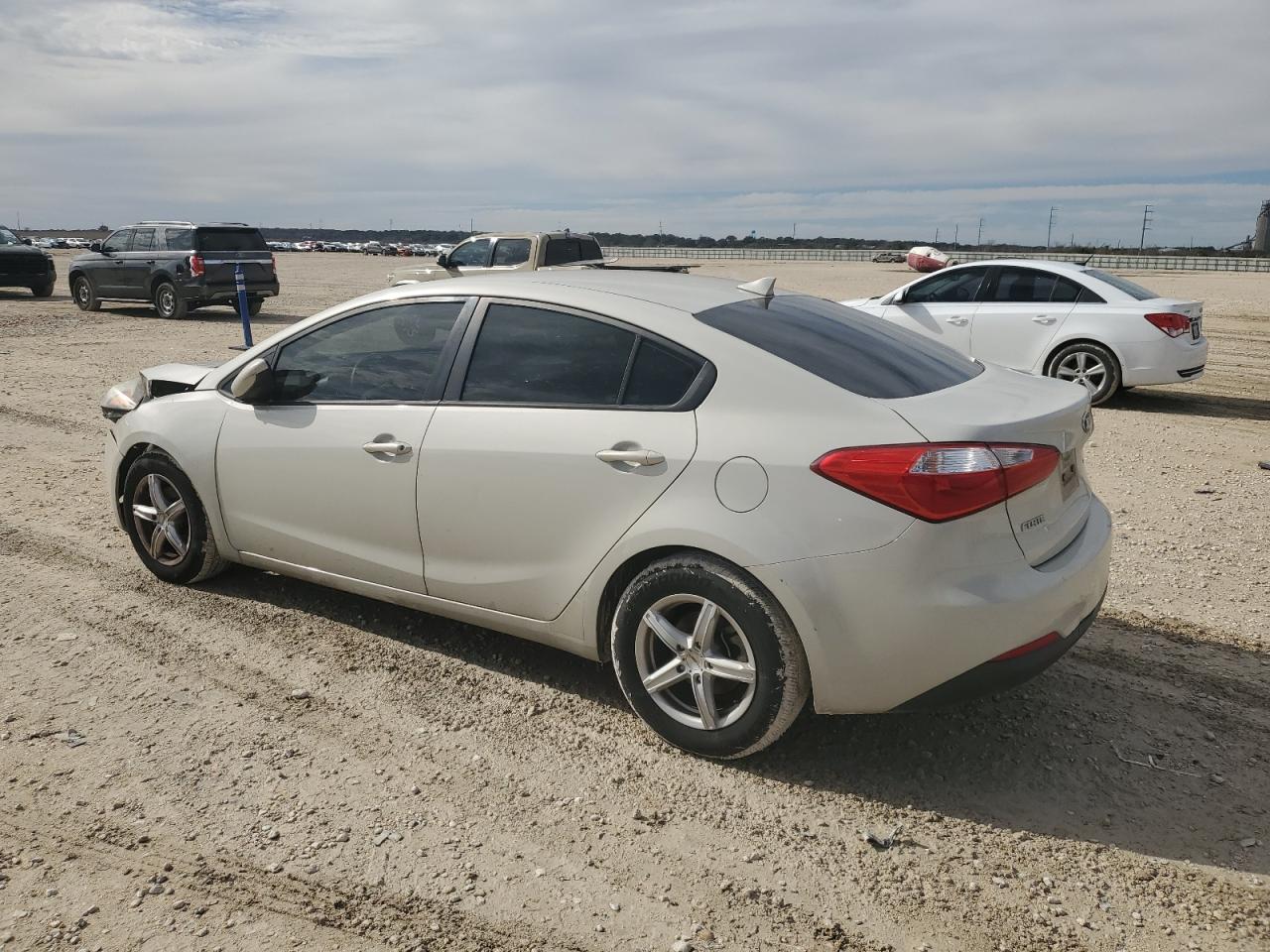 2015 Kia Forte - Image 2