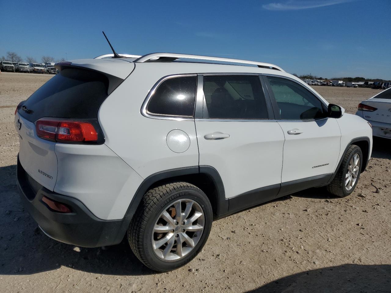 2014 Jeep Grand Cherokee - Image 3