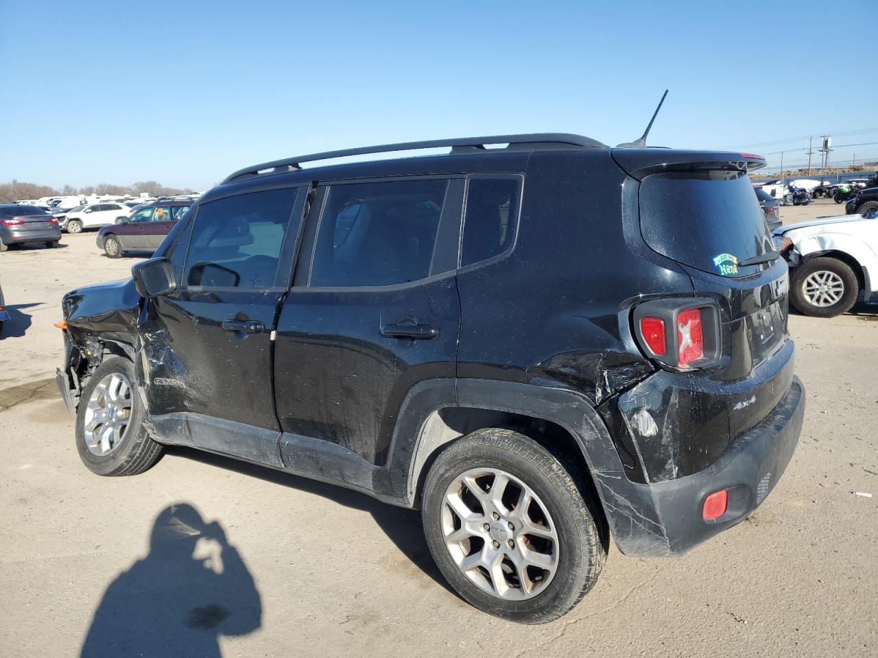 2016 Jeep Renegade - Image 2