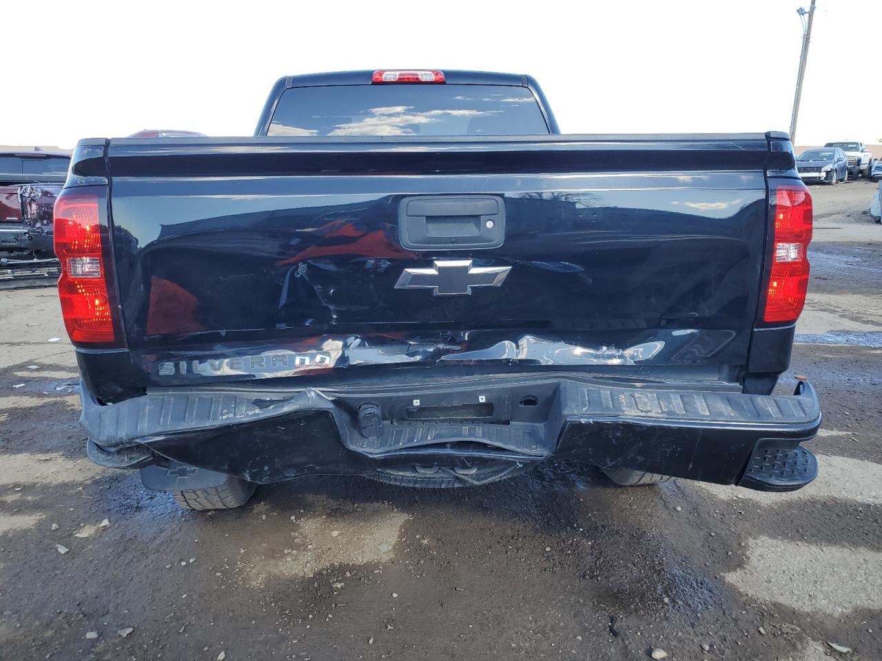 2016 Chevrolet Silverado - Image 6