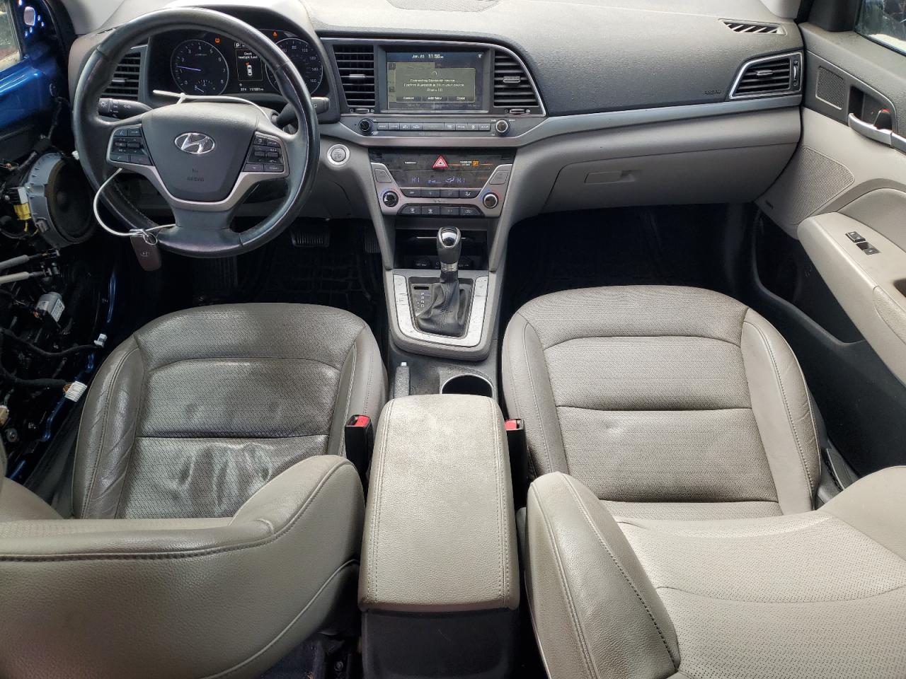 2017 Hyundai Elantra - Image 8