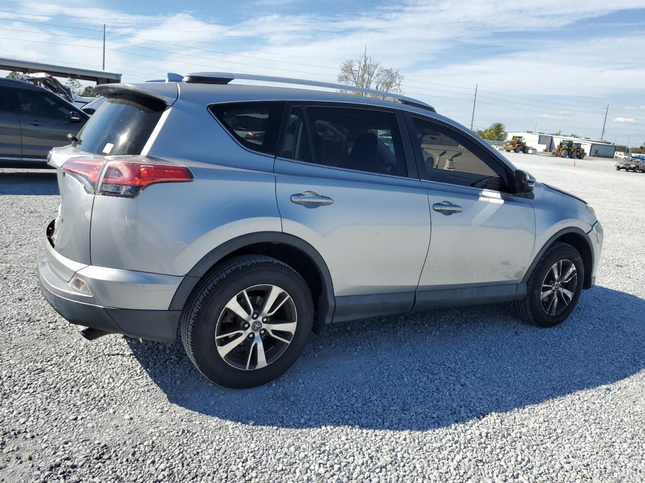 2016 Toyota RAV 4 - Image 3