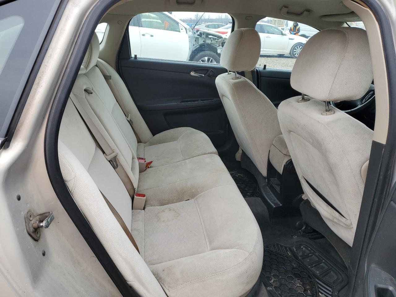 2012 Chevrolet Impala - Image 10