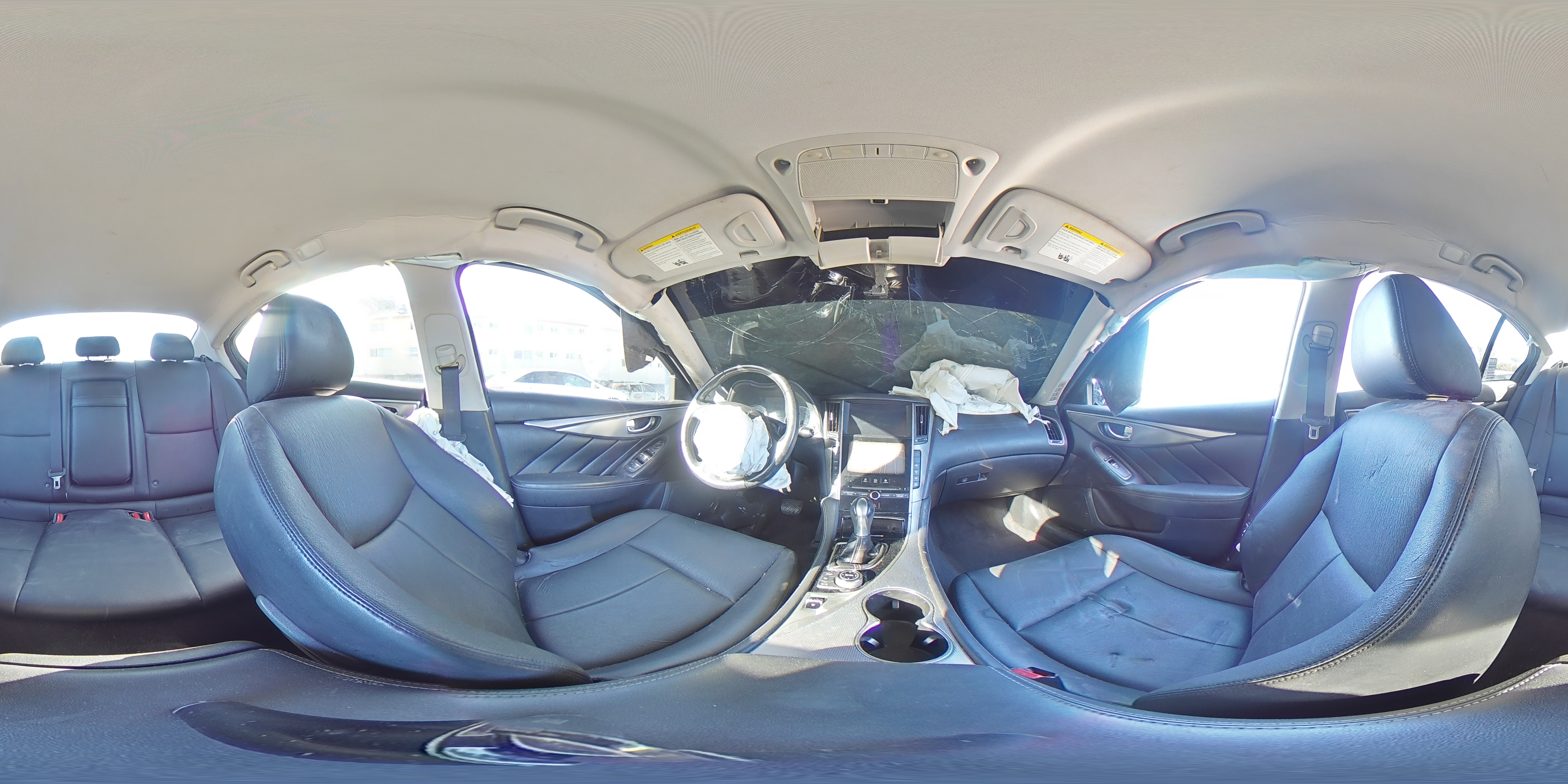 2015 Infiniti Q50 - Image 12