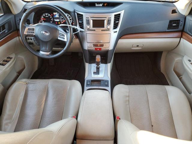  SUBARU OUTBACK 2014 Srebrny