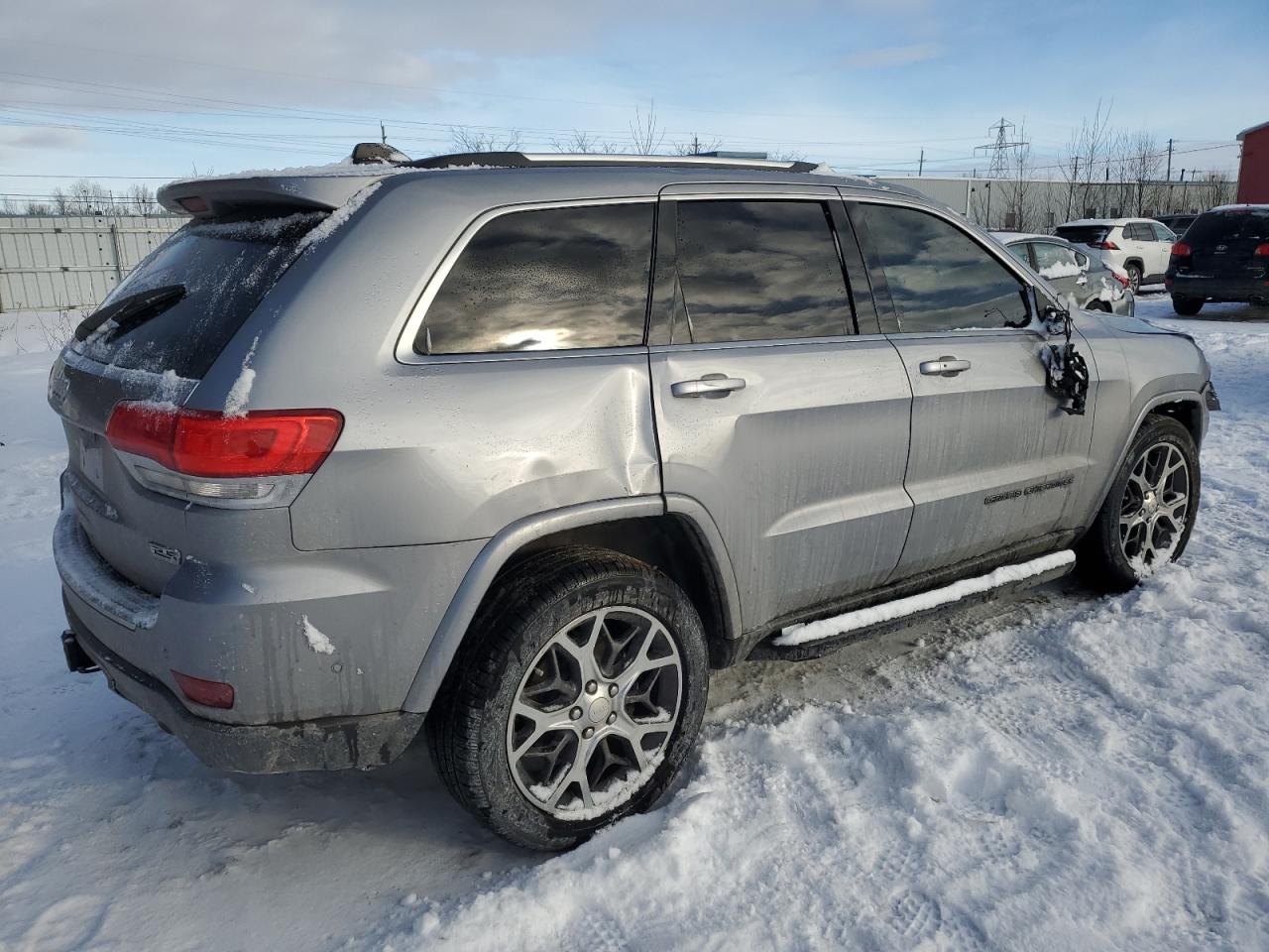 2018 Jeep Grand Cherokee - Image 3