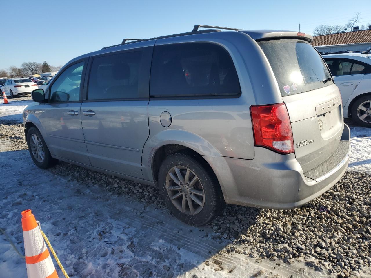 2014 Dodge Caravan - Image 2