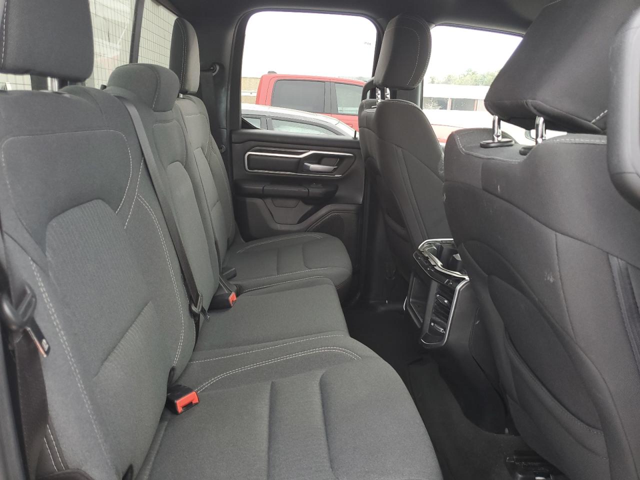 2022 RAM 1500 - Image 10