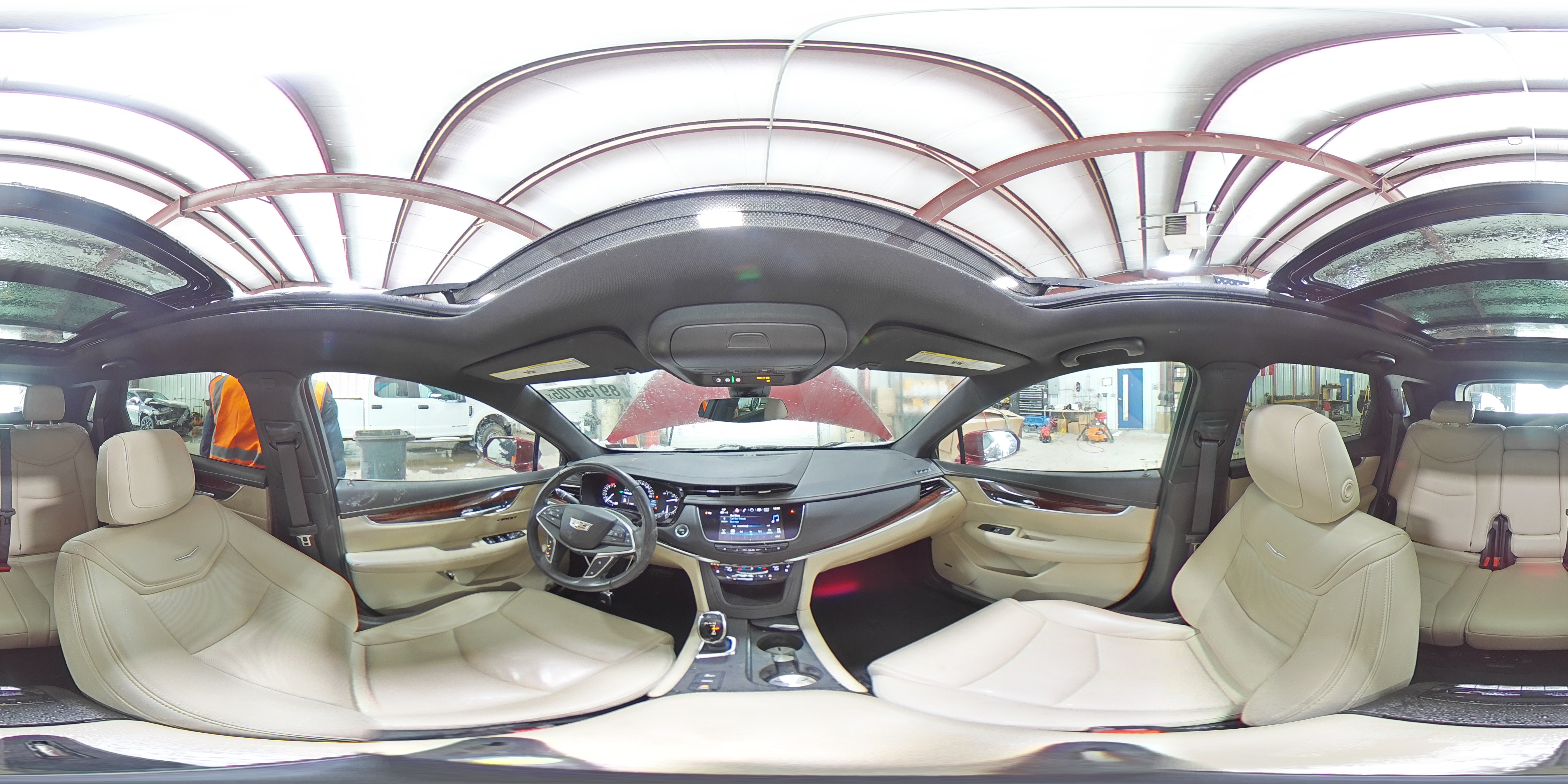 2018 Cadillac XT5 - Image 15