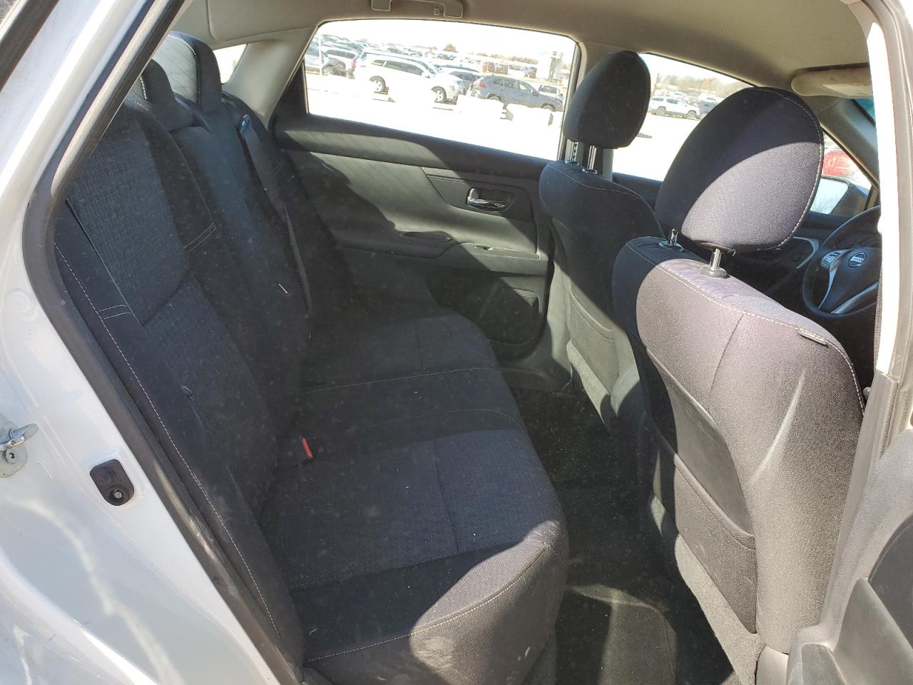 2017 Nissan Altima - Image 10