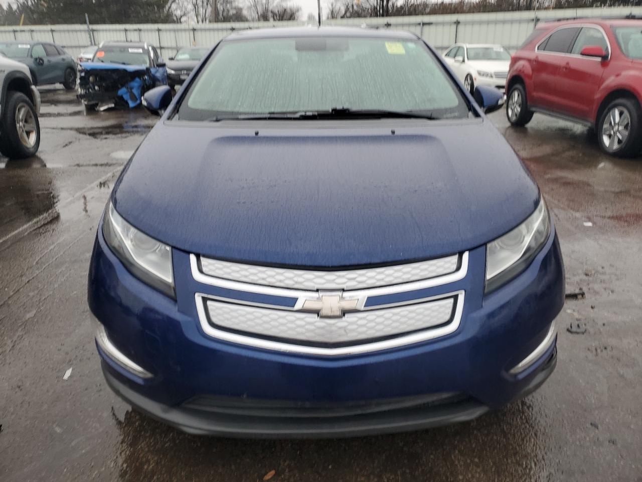 2013 Chevrolet Volt - Image 5
