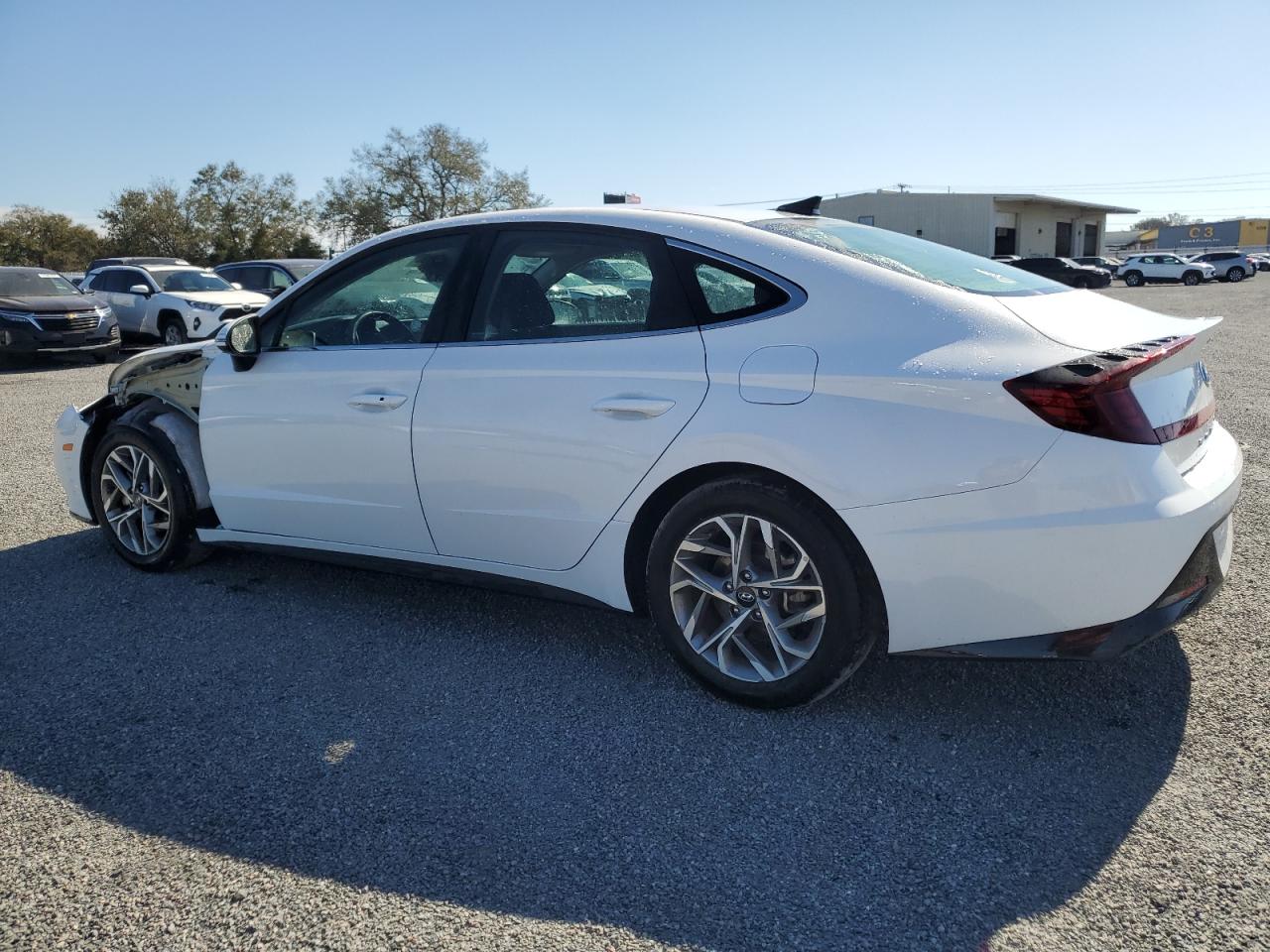 2023 Hyundai Sonata - Image 2