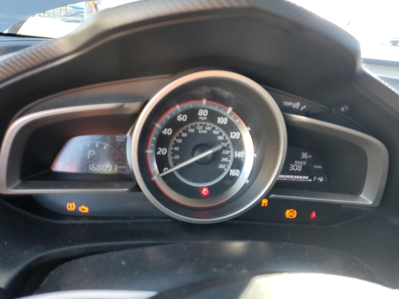 2015 Mazda 3 - Image 9