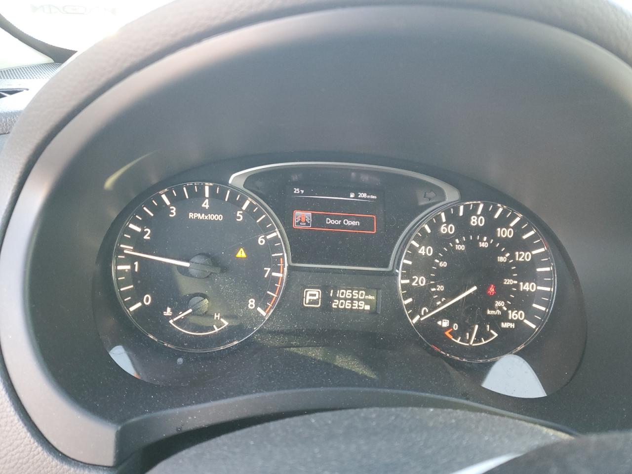 2015 Nissan Altima - Image 9