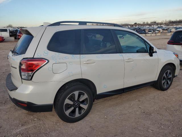  SUBARU FORESTER 2018 Белы
