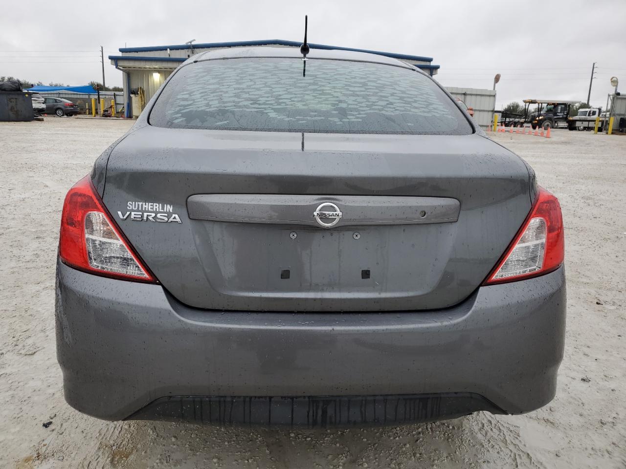 2018 Nissan Versa - Image 6