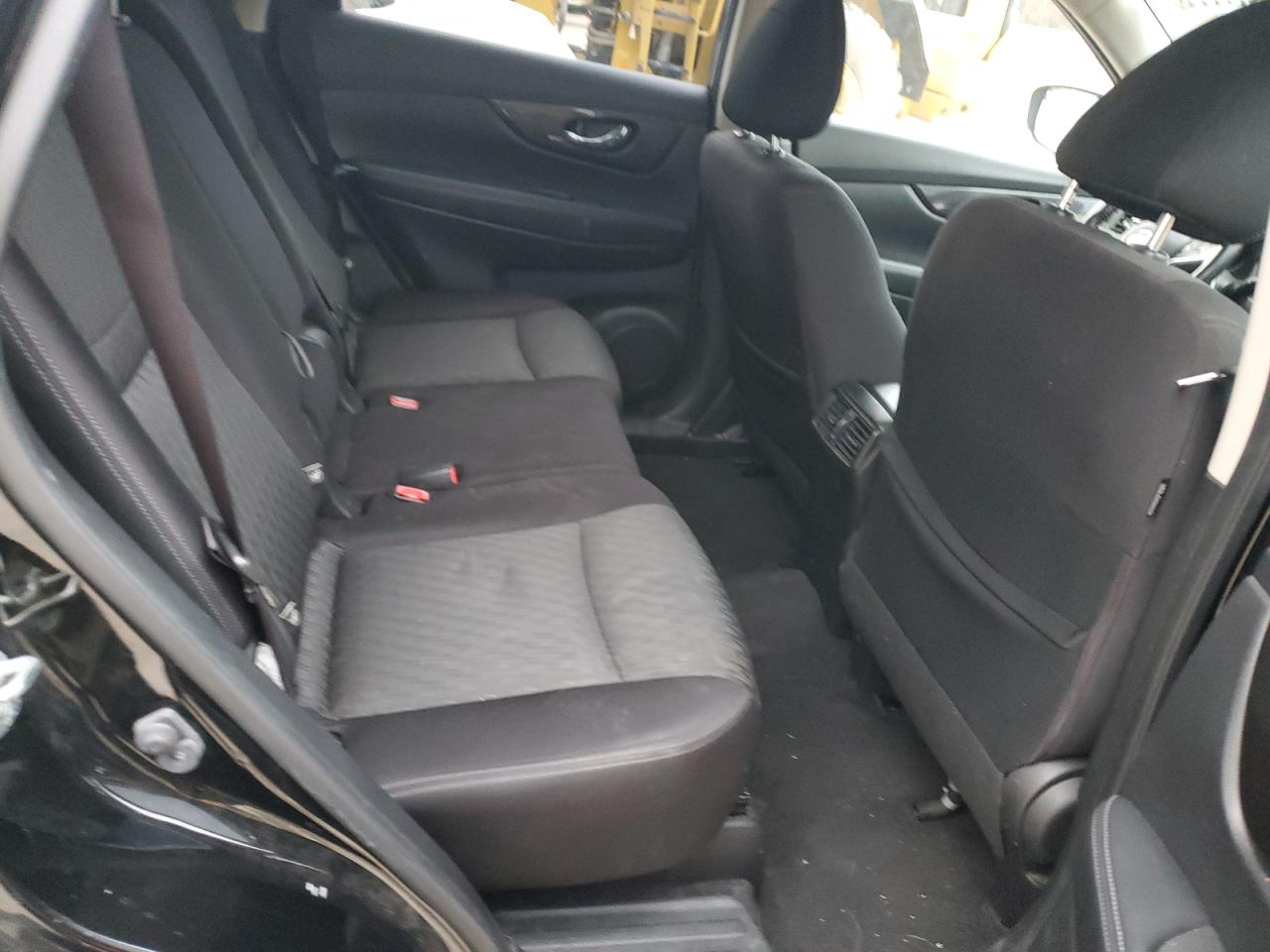 2020 Nissan Rogue - Image 11