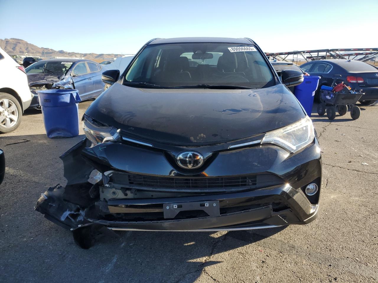 2018 Toyota RAV 4 - Image 5