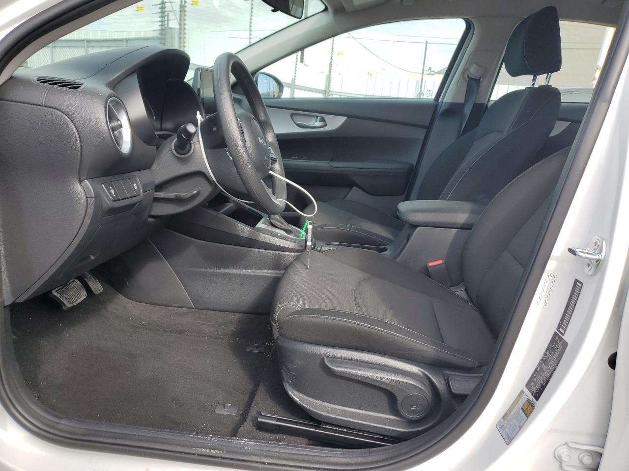 2024 Kia Forte - Image 7