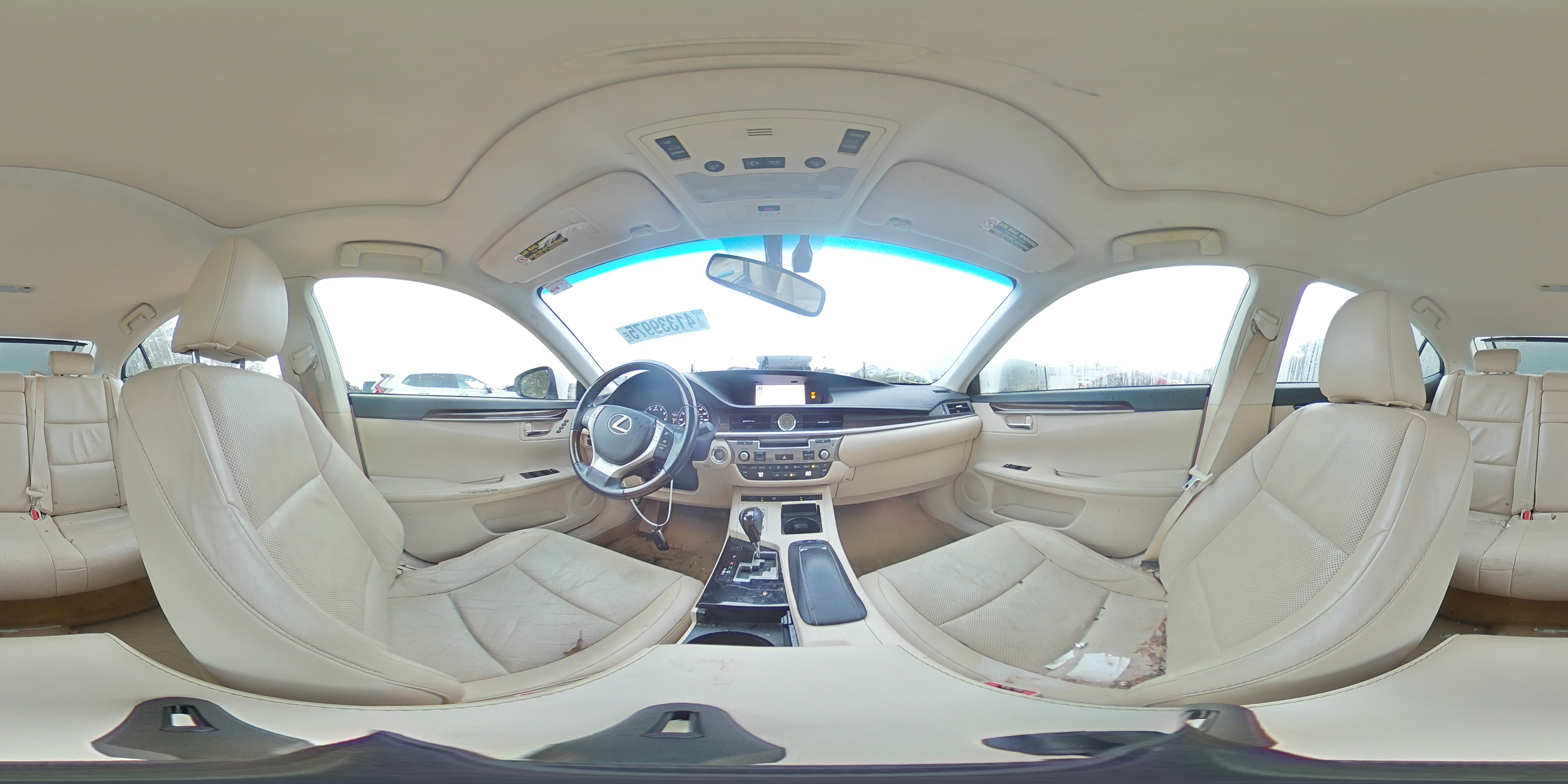 2013 Lexus ES - Image 14