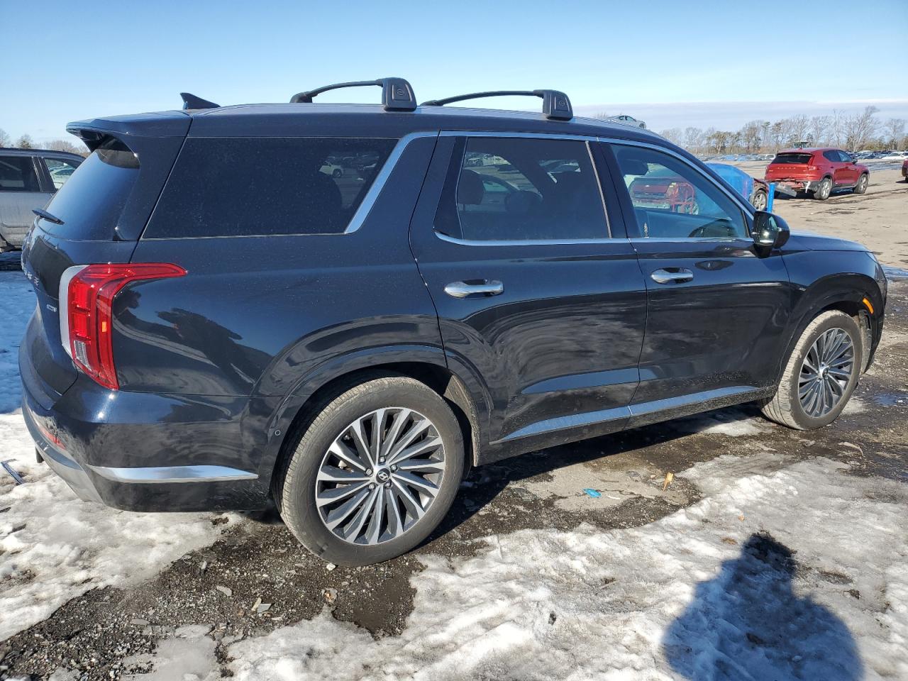 2023 Hyundai Palisade - Image 3