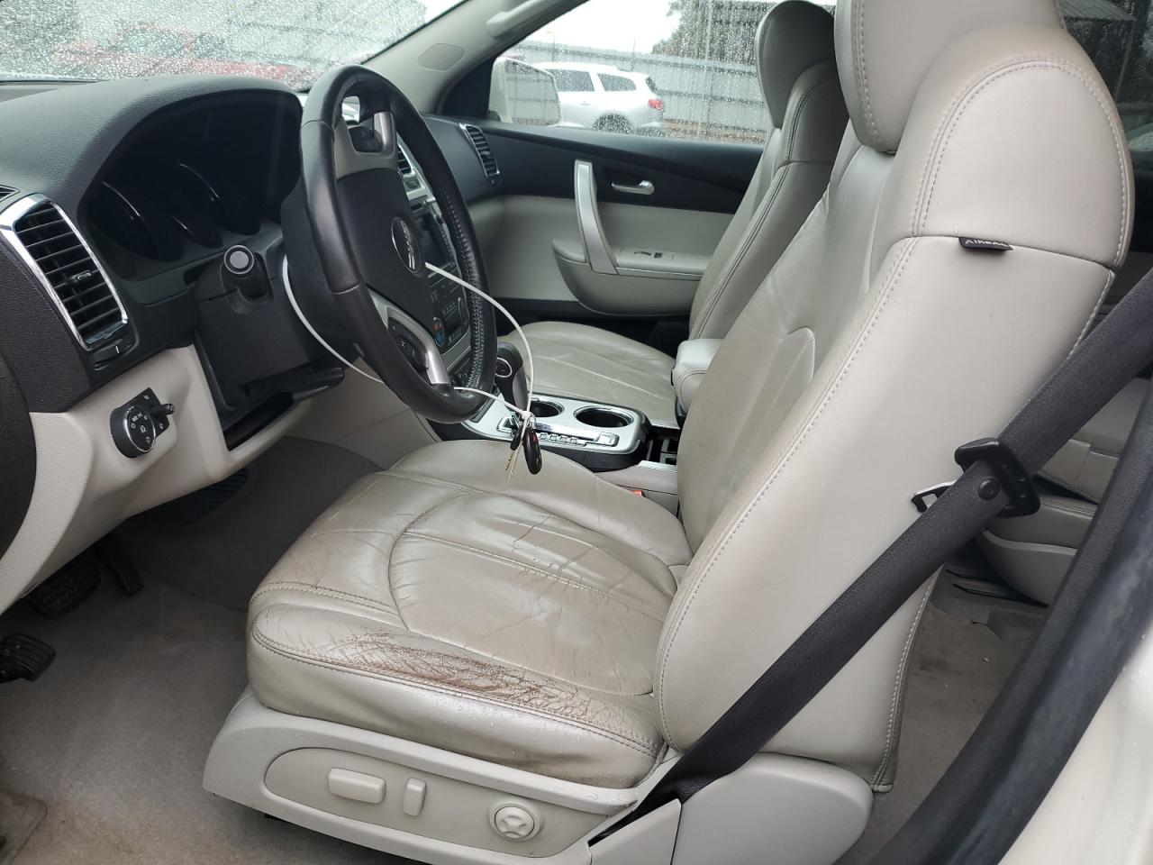 2008 GMC Acadia - Image 7