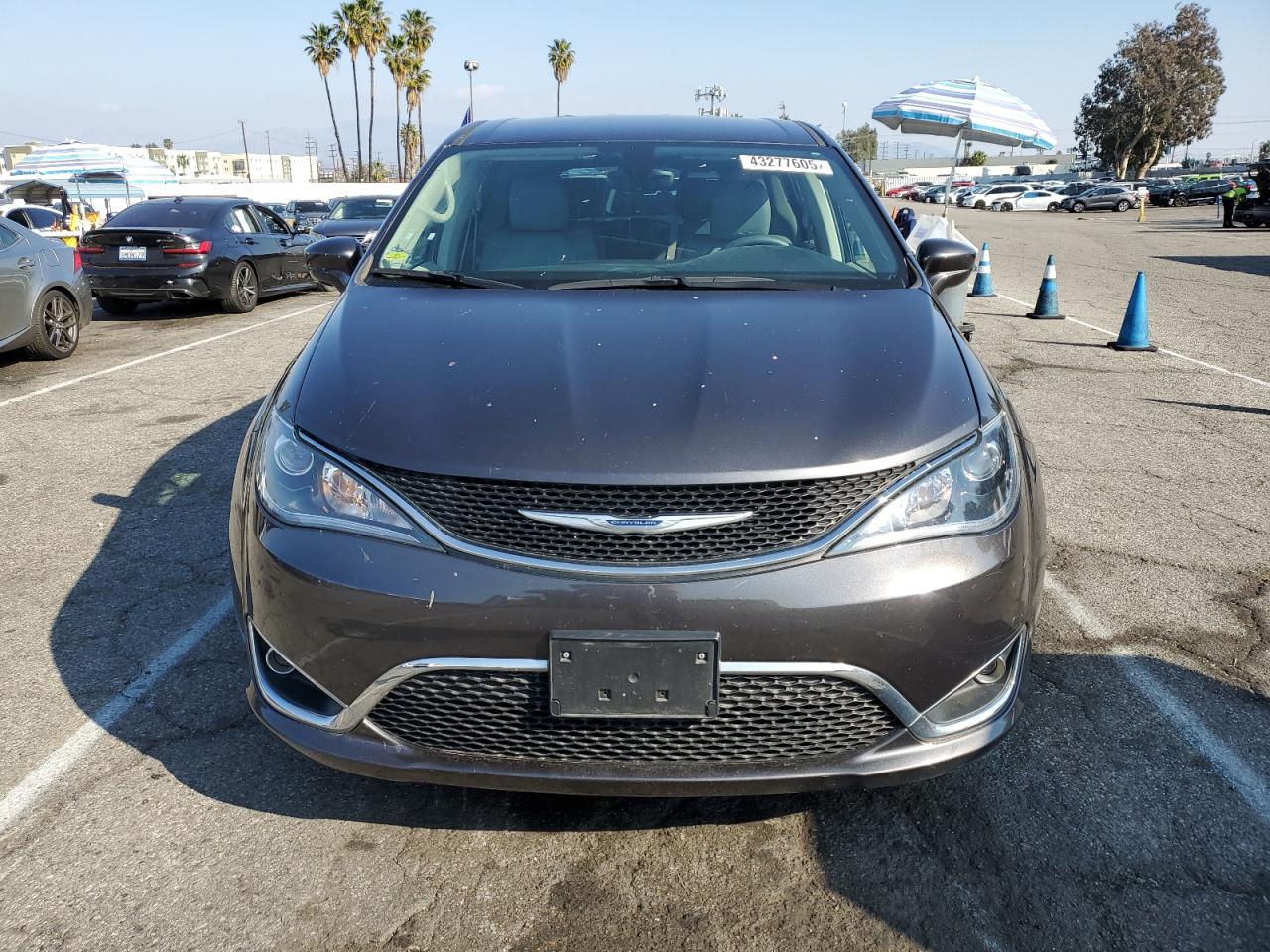 2018 Chrysler Pacifica - Image 5