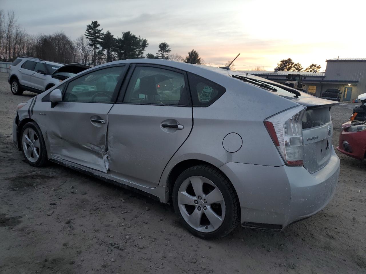 2010 Toyota Prius - Image 2