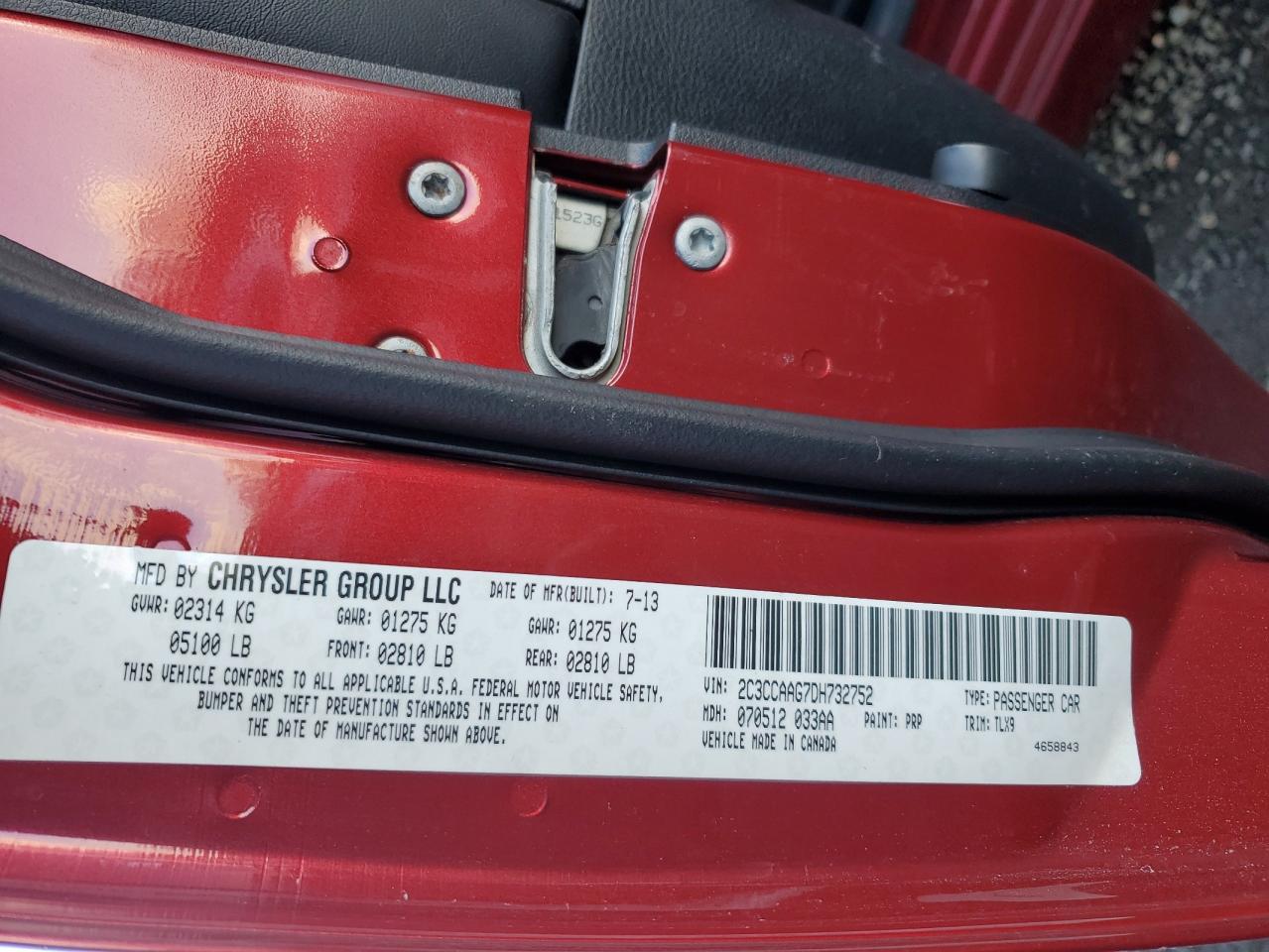 2013 Chrysler 300 - Image 15