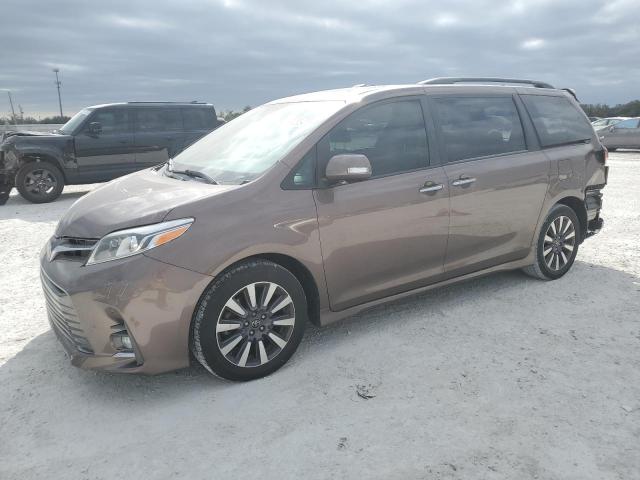 2020 Toyota Sienna Xle