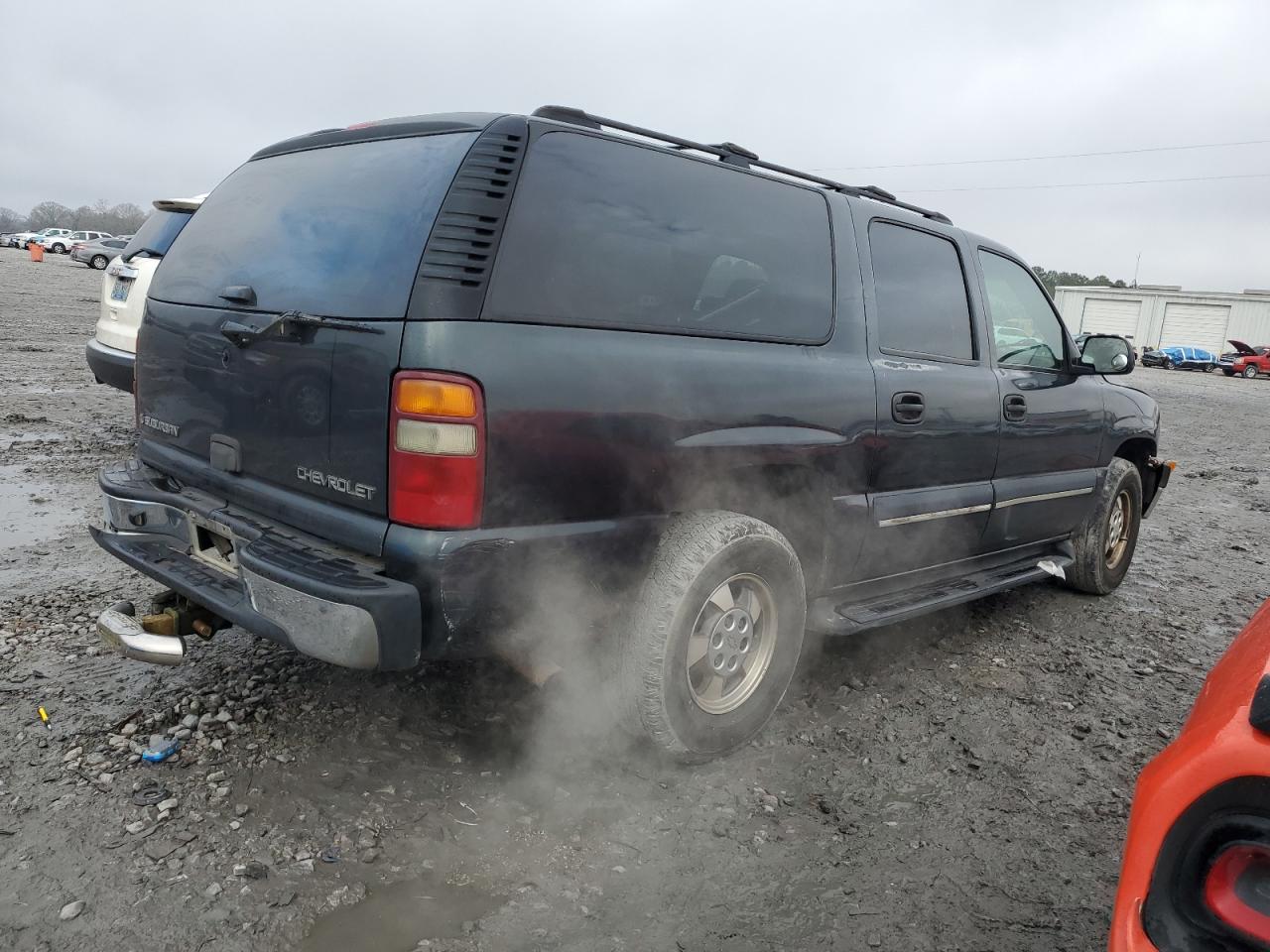 2003 Chevrolet Suburban - Image 3
