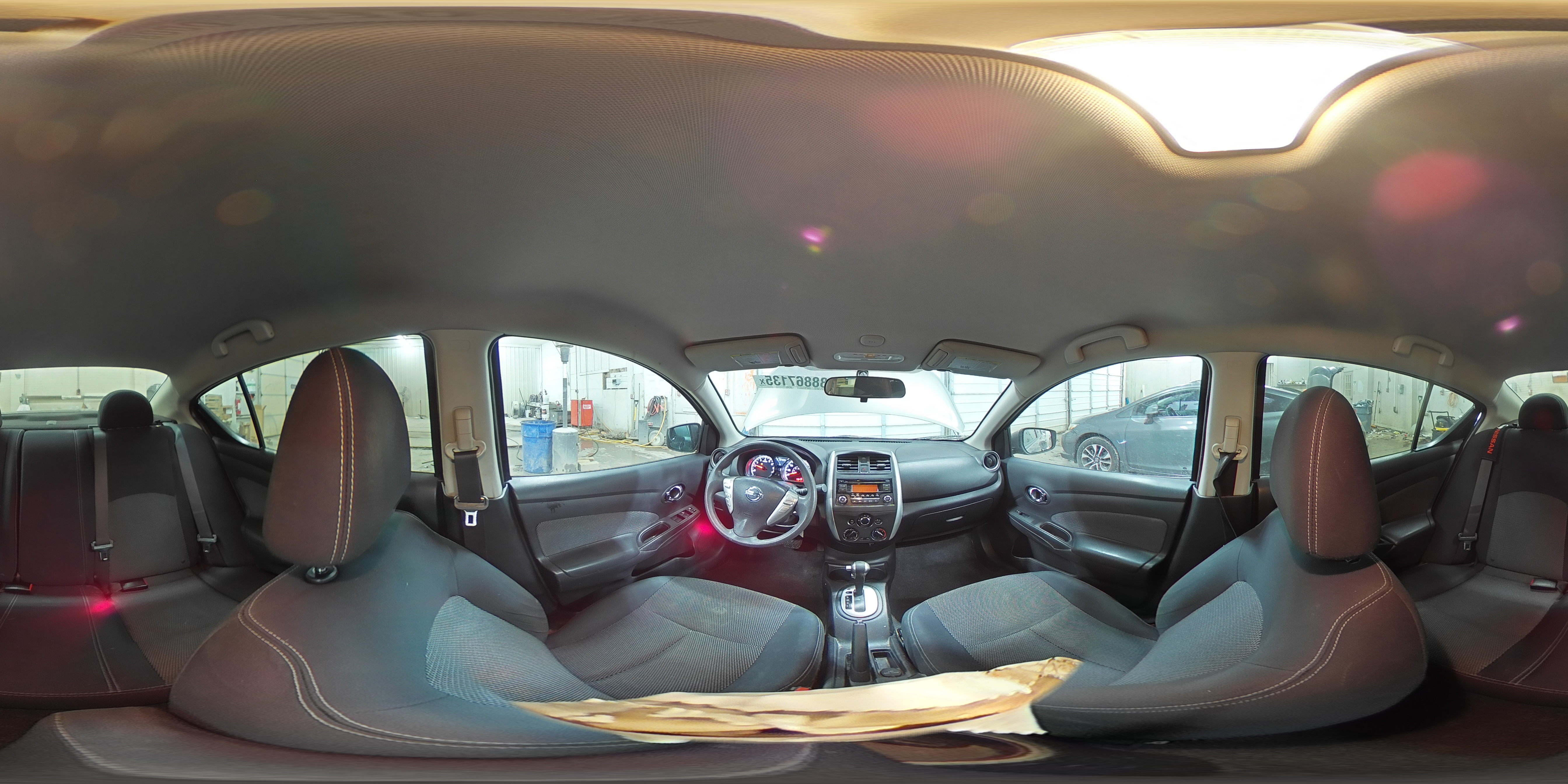 2015 Nissan Versa - Image 14