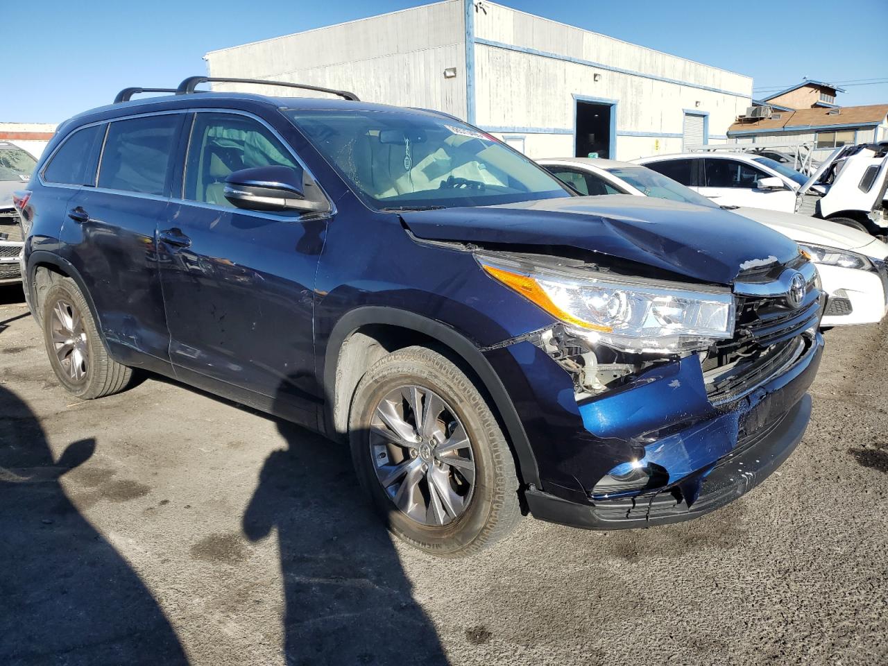 2015 Toyota Highlander - Image 4