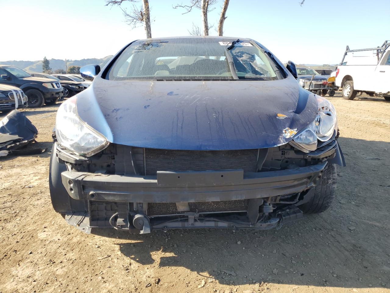 2013 Hyundai Elantra - Image 5