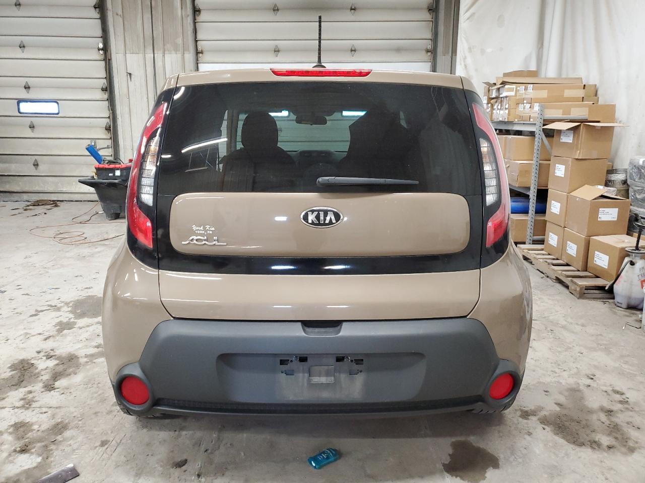 VIN KNDJN2A2XF7233661 2015 KIA SOUL no.6