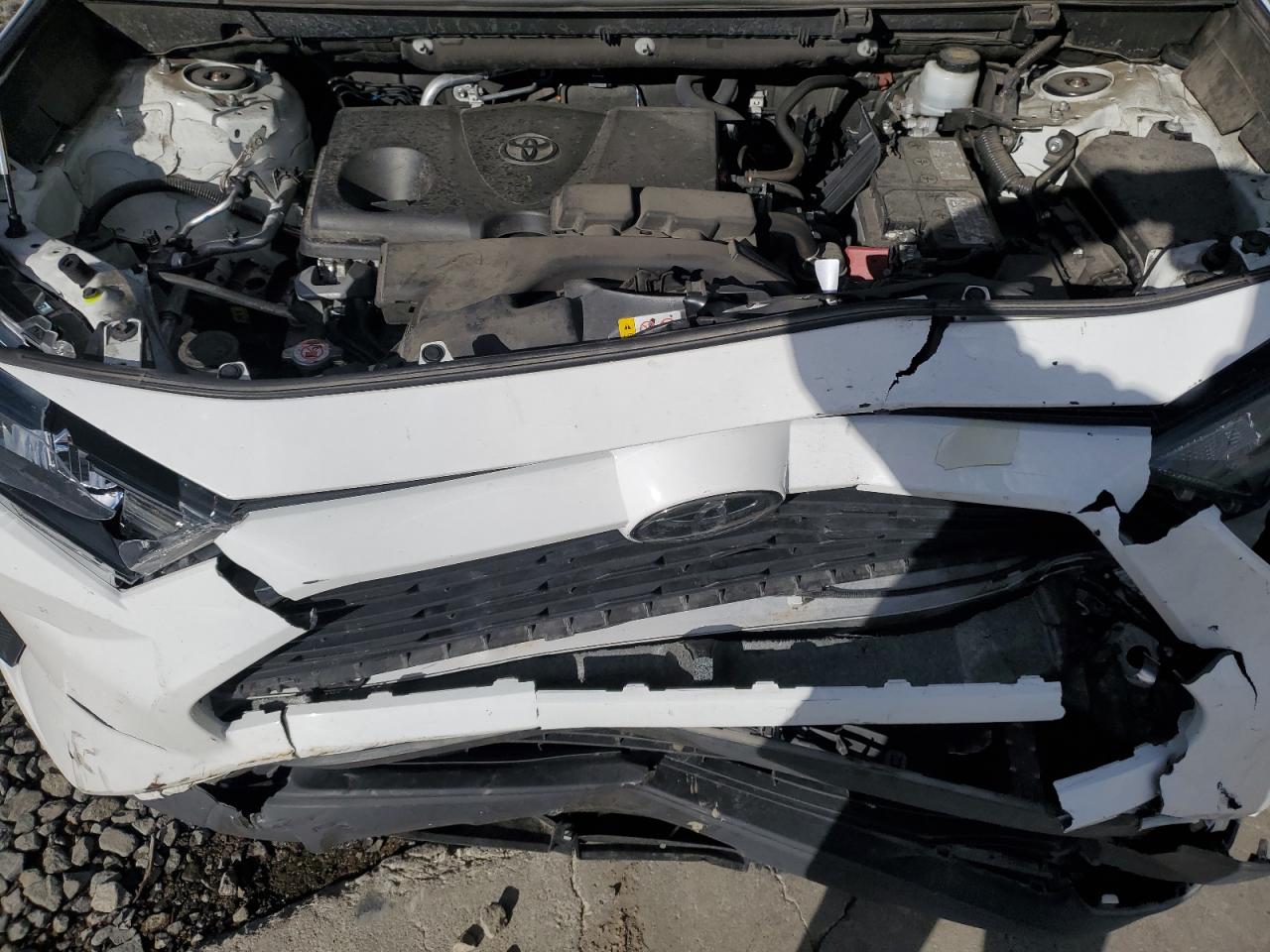 2020 Toyota RAV 4 - Image 12