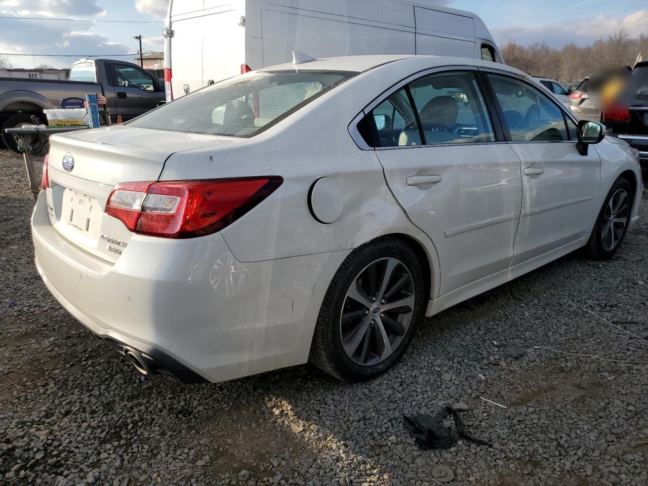 2019 Subaru Legacy - Image 3