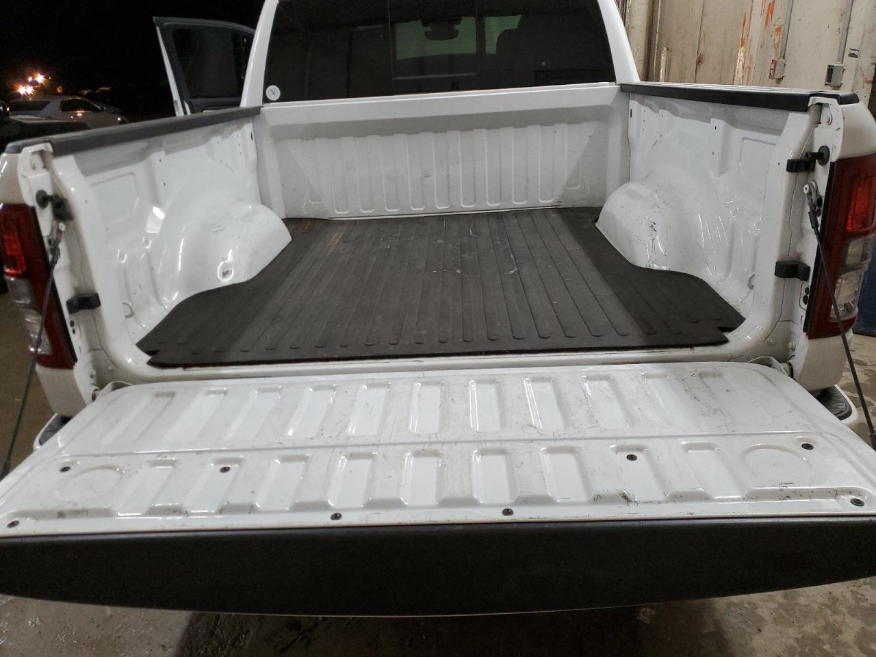 2021 RAM 1500 - Image 10