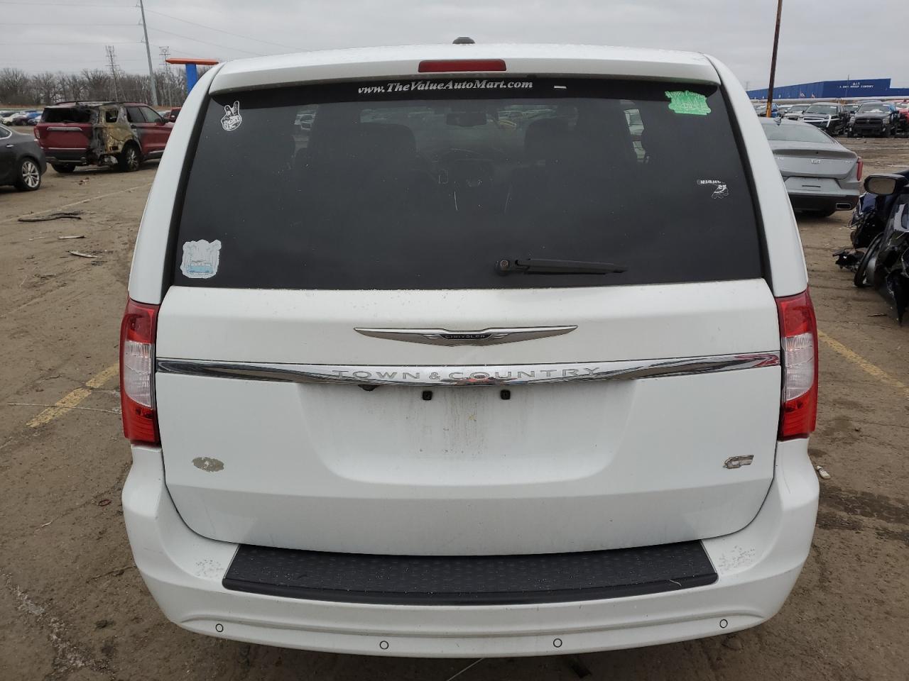 2014 Chrysler Town & Country S VIN: 2C4RC1HG1ER109103 Lot: 49315545