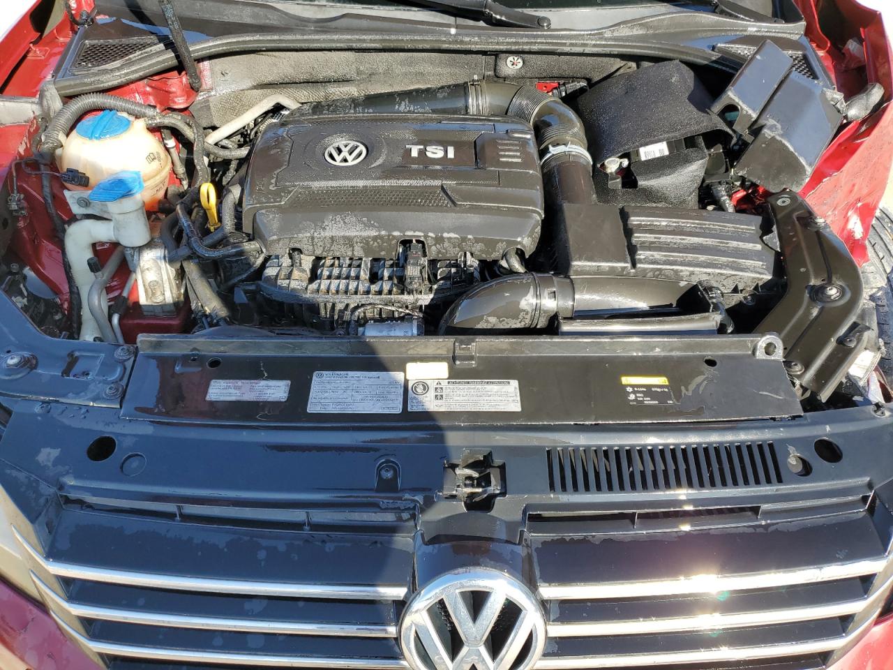 2015 Volkswagen Passat - Image 11